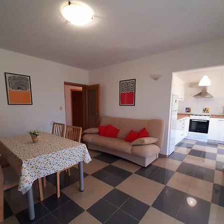 Apartments With A Parking Space Presika, Labin - 7390 Экстерьер фото